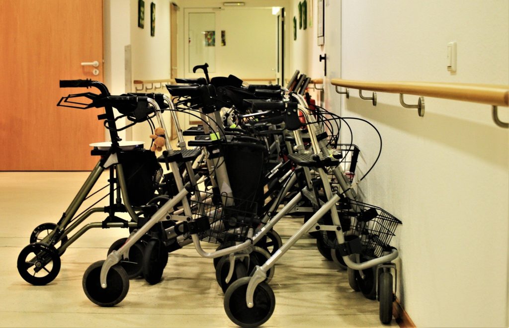 rollators-4916806_1920